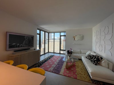 Private Room & Bathroom for Rent Main Photo
