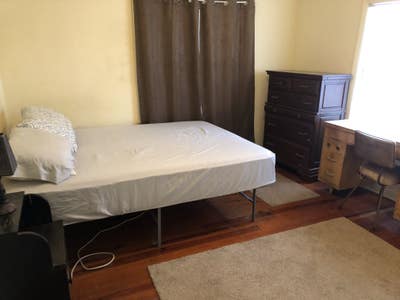 Large Furn. Bedroom for Rent Main Photo