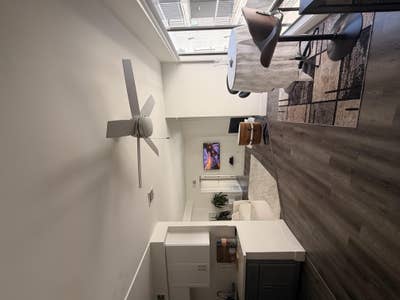 Spacious One Bedroom Natural Light Main Photo