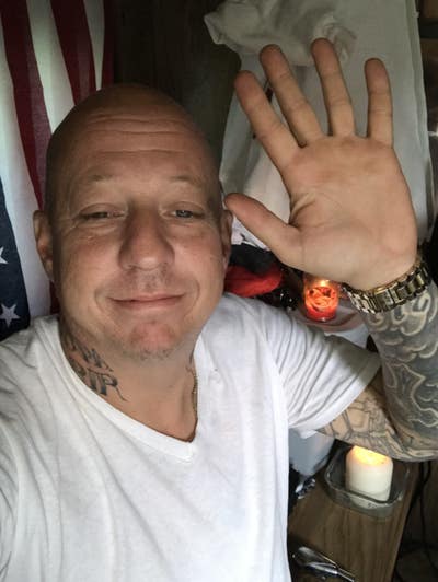 42 year old Male seeks a small or large room Main Photo
