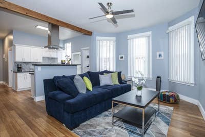Spacious Furnished Room with Private Bath, Parking Main Photo