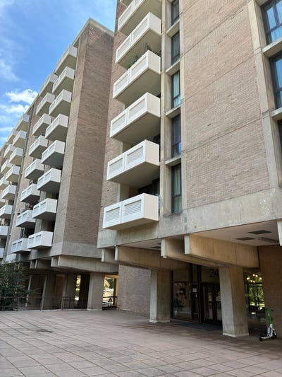 Carrollsburg Condominium Main Photo