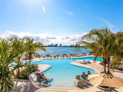 Room for Rent in South Beach – Bay View & Resort-S Main Photo