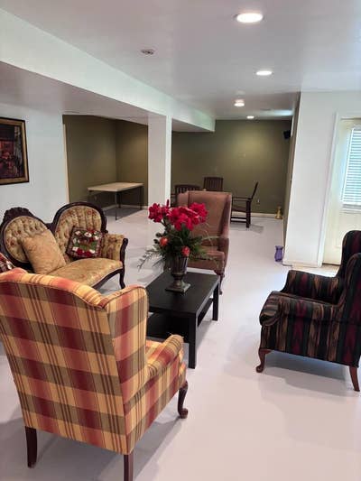 Private Entrance Basement | Shared Bath | Fast WiF Main Photo