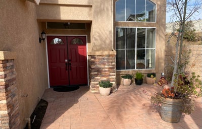Room Rental In Riverside  Main Photo