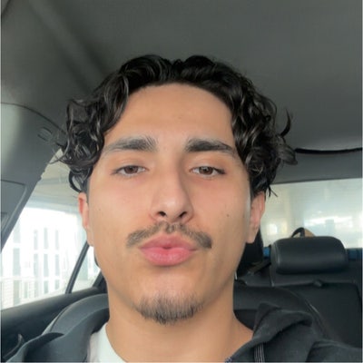 Looking for roommate  Main Photo