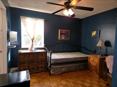 Private furnished bedroom with mini fridge near SM Main Photo