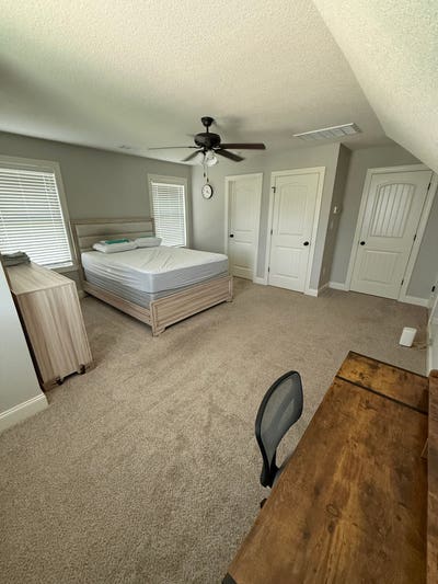 136 Silverside Dr Room 3 Main Photo