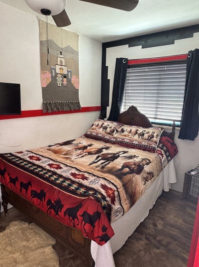 Bunk Room totally private entry and space beautif Main Photo