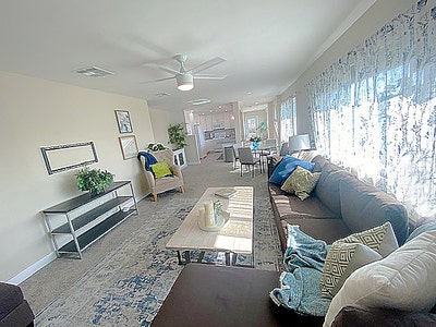 Updated 2 Bedroom Upstairs Apartment Main Photo
