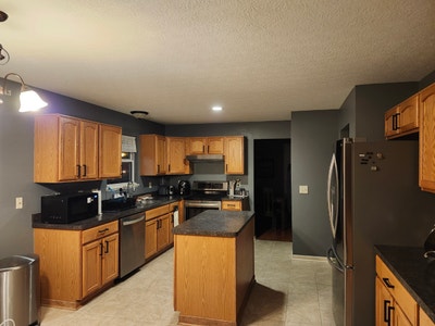 Rooms in Grove city Main Photo