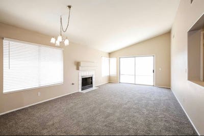 Cozy 3 Bed 2 Bath Room in Bookbinder Dr_$month Main Photo