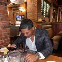 Professional Male seeks a small or large room Main Photo