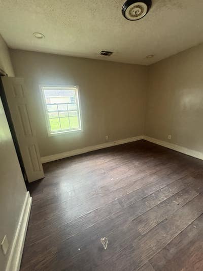 Room For Rent In The West End Main Photo