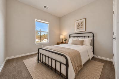 Private & Shared Furnished rooms for rent Houston Main Photo
