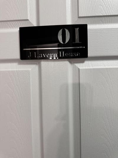 J Lavern House Main Photo