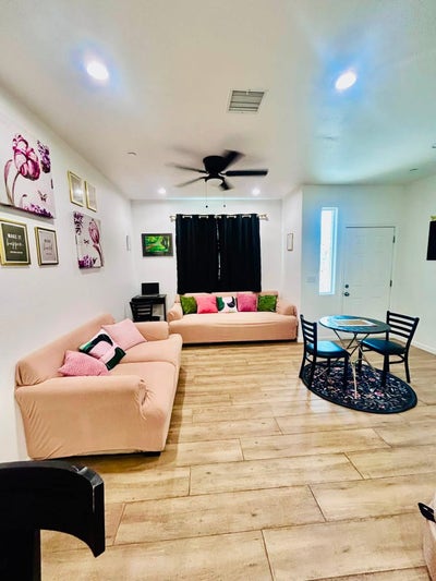 Furnished Private Rooms in Fresno; Starting at $8 Main Photo