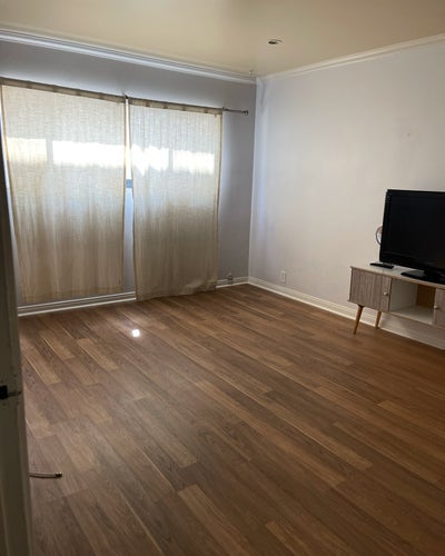 Private Room Available – $1,400/month – West Holly Main Photo