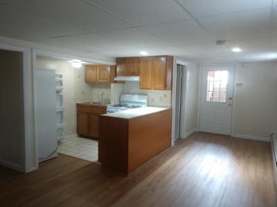 2 Room Apartment Main Photo