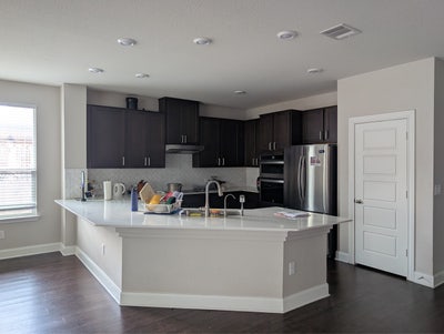 Private room for rent - South Austin Main Photo