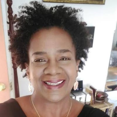 61 year old Female seeks a small or large room Main Photo