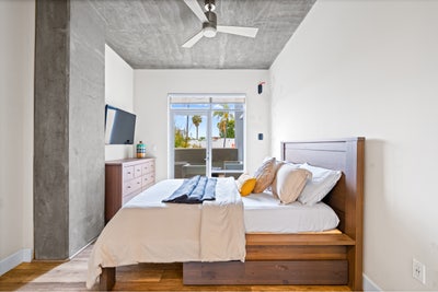 Room in Heart of Hillcrest/Balboa Main Photo