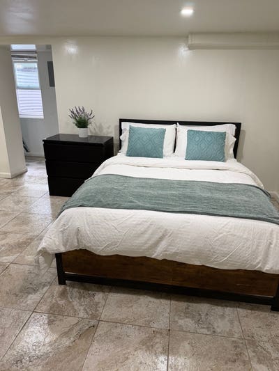 Cozy Fully Furnished Studio_All Utilities Include Main Photo