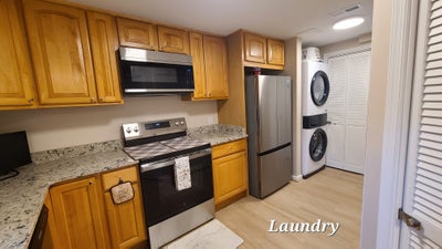 Rooms in Rockville  Main Photo