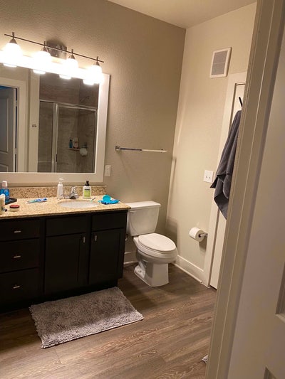 Room for rent  Main Photo