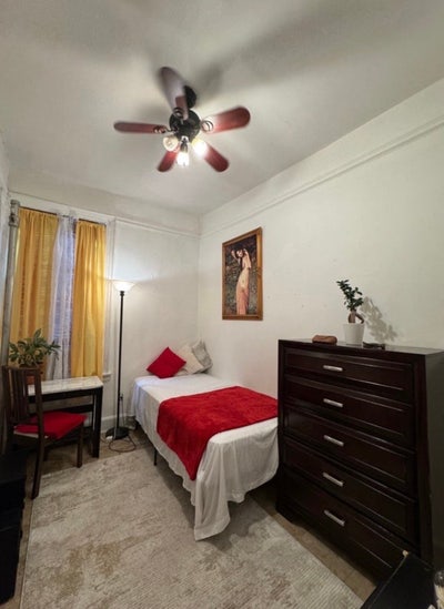 🌟 Rooms for Rent in Manhattan — Prime Location! 🌟 Main Photo