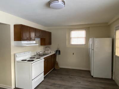 1 Bedroom Apartment located on Colchester Rd  Main Photo