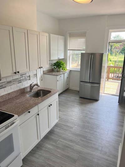  Near Johns Hopkins |  Modern Rooms +  Keyless Ent Main Photo
