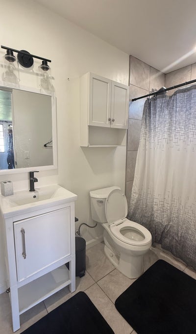 Studio for rent  Main Photo