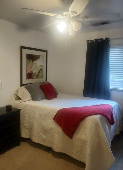 Charming furnished room in a Single Family Home in Main Photo