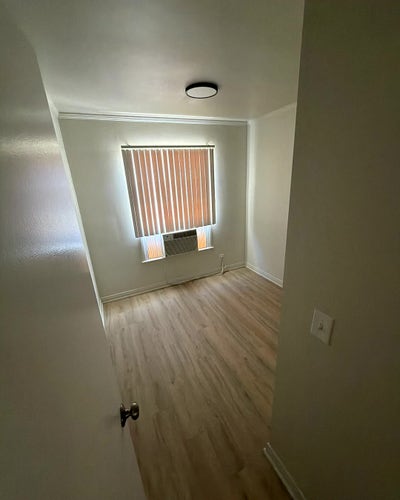 Private room in 3BR near UCLA - avail now Main Photo