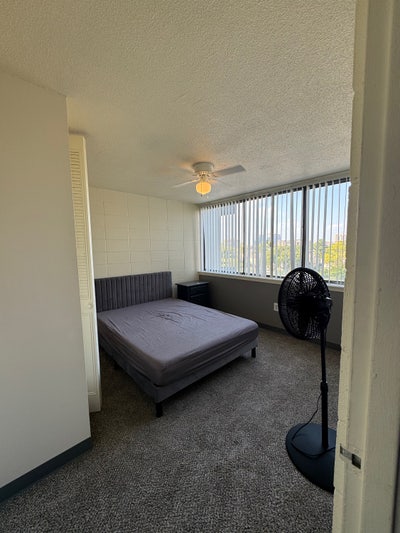 Furnished room for rent Main Photo