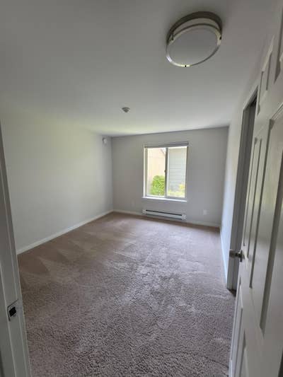 Room Available For Rent Main Photo