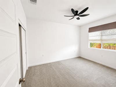 Room in Southwest Bakersfield Home for Rent Main Photo