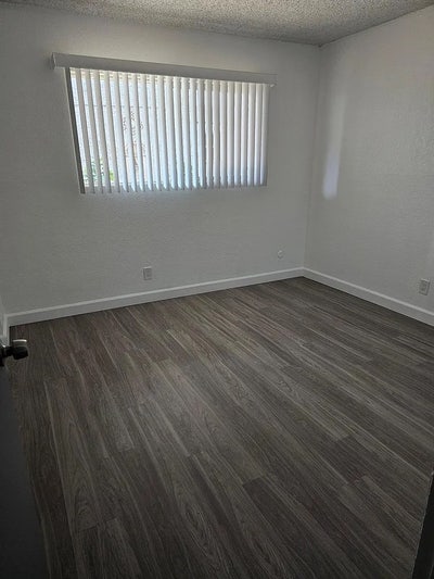 Room in North Torrance Main Photo