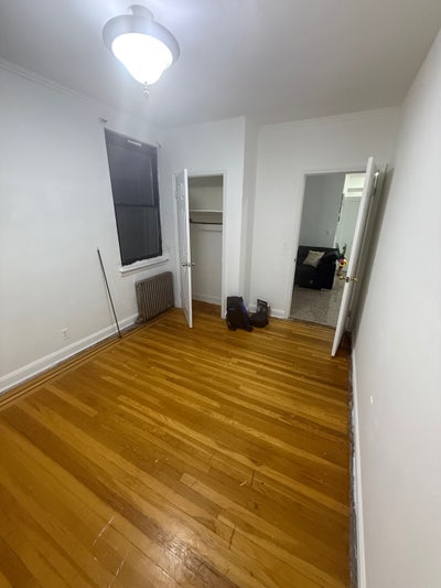 Room available  Main Photo
