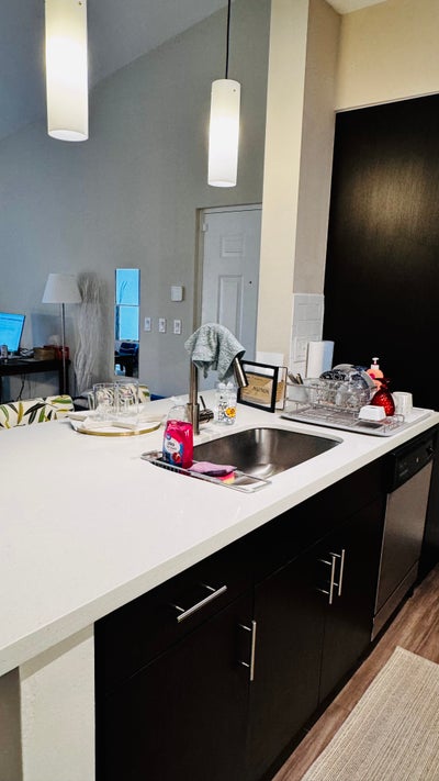 Taking over lease In Mirador Doral  Main Photo