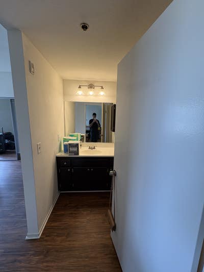$1500 private bed + bath in Venice Main Photo