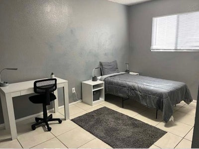 $FREE Sept, $400 Oct rent special! Main Photo