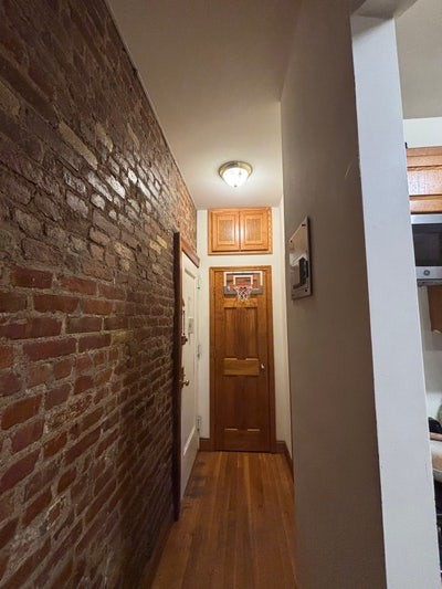 Room for rent Hell's Kitchen 2BR, available Oct 1 Main Photo