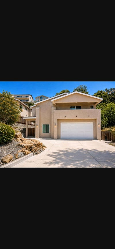 5 bed 3.5 bathroom house  Main Photo
