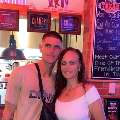 Couple seeks large room Main Photo