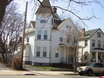 Beautiful Room Available in Victorian House in Ne Main Photo