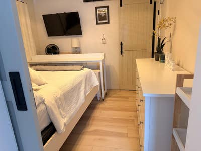 Private - furnished room & bath  Main Photo