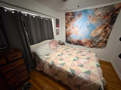 Private room available in 3 bed apartment  Main Photo