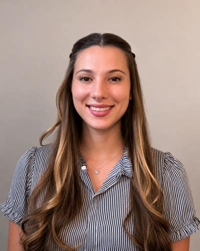 25 yo female looking for a room! Main Photo